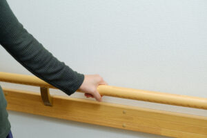 高齢者リフォーム　バリアフリー　手すり